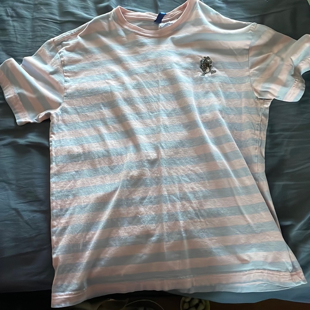 I am selling it because it doesn’t fit me anymore.